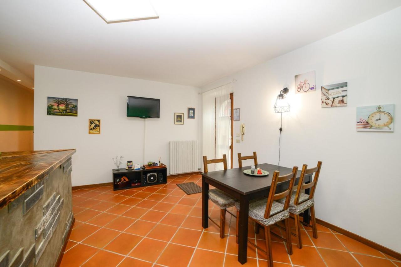 Loft Free Parking Agli Ulivi Moderno E Spazioso ペスキエーラ・デル・ガルダ エクステリア 写真